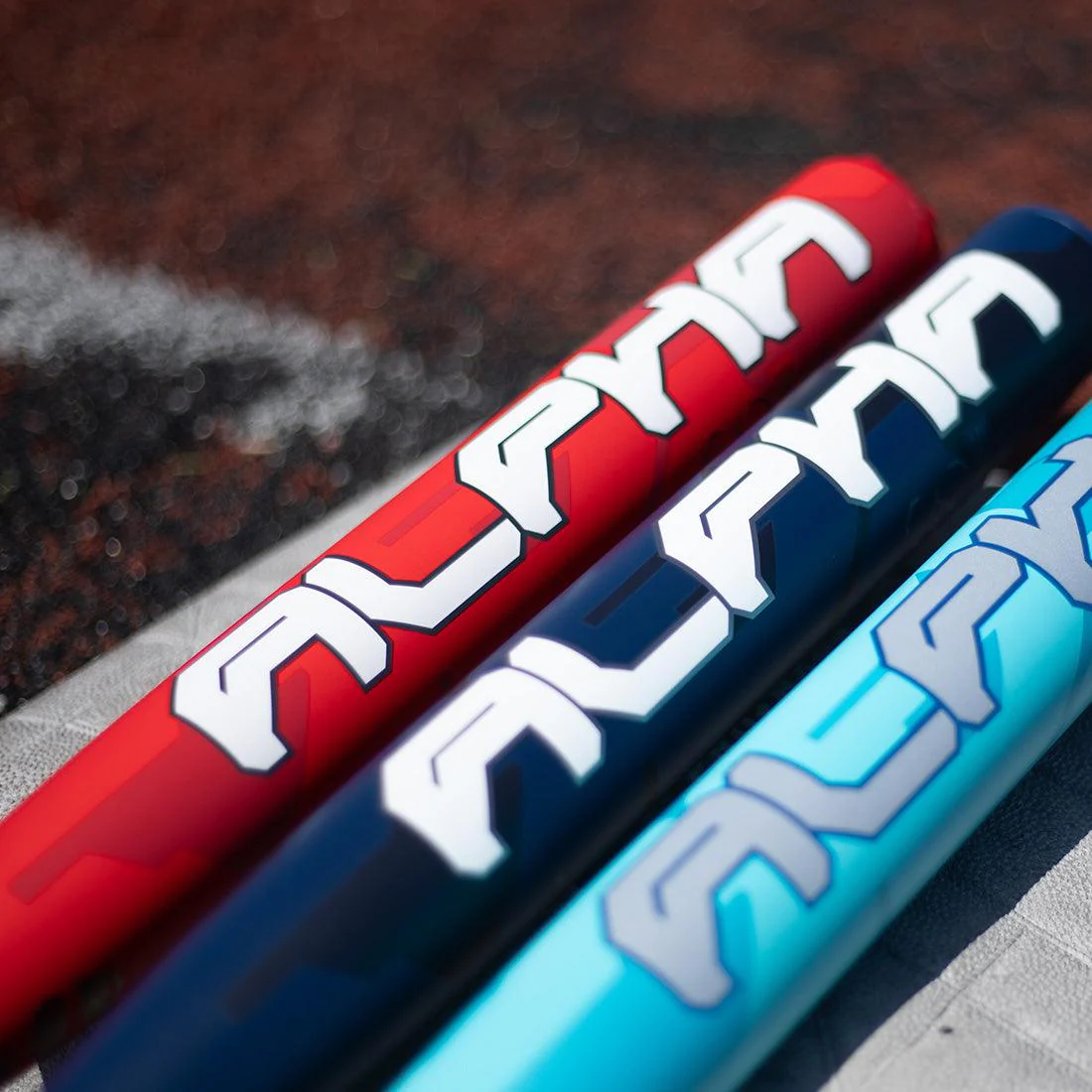 2025 Easton Alpha 13" Balanced 1PC USSSA Slowpitch Softball Bat: ESU5AL1B - Image 2